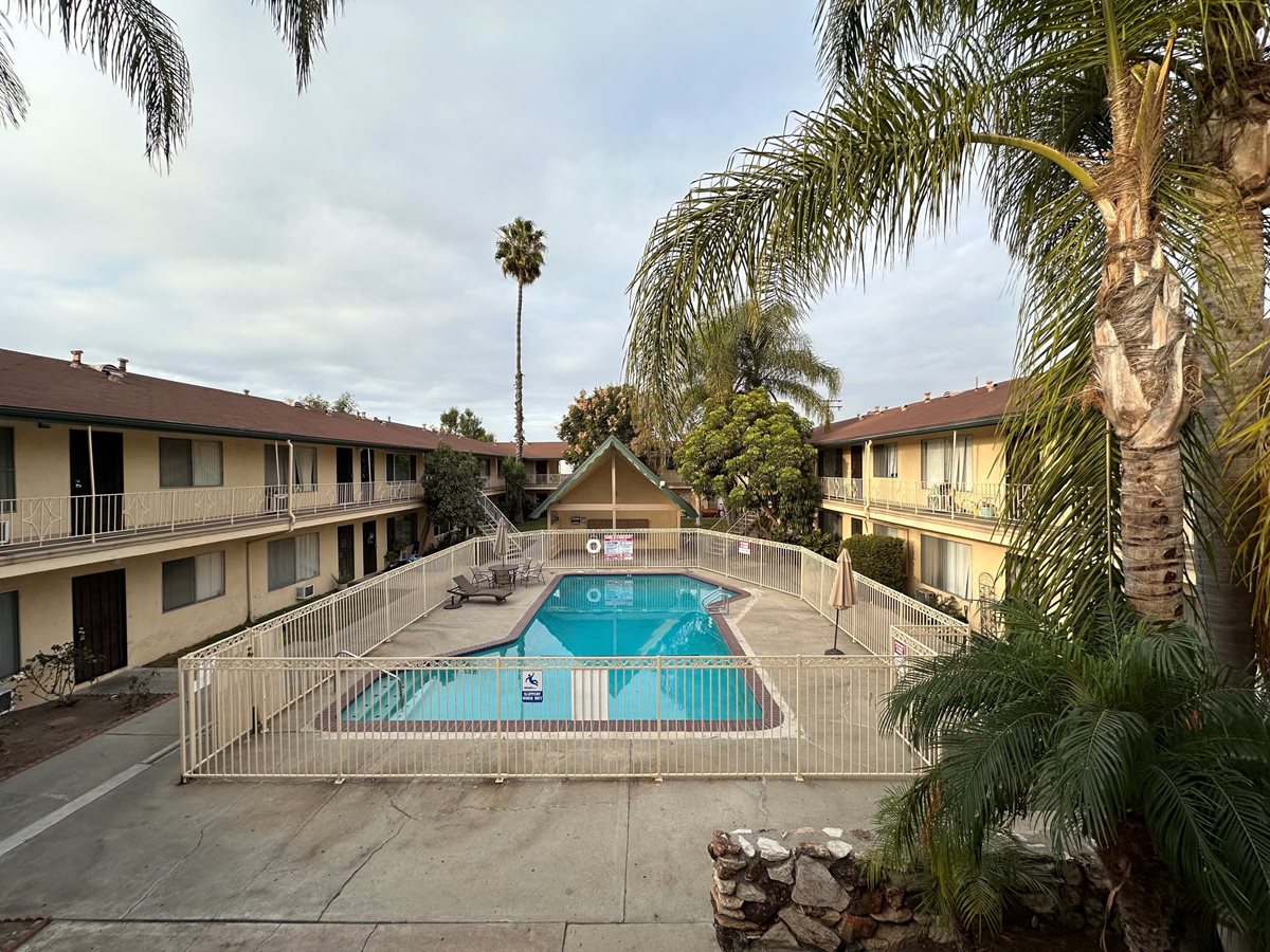 Palm West Apartments